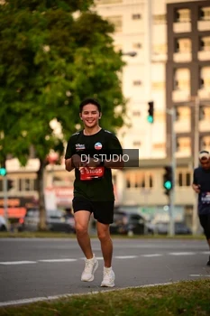 Runner Photo 4126229