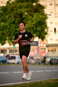 Runner Photo 4126242