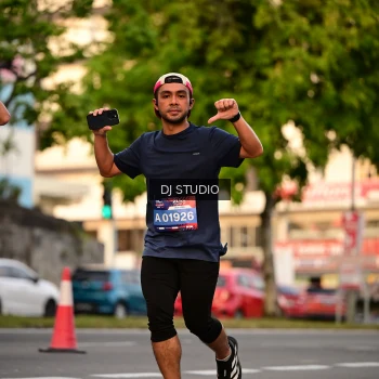 Runner Photo 4126256
