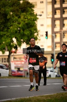 Runner Photo 4126277