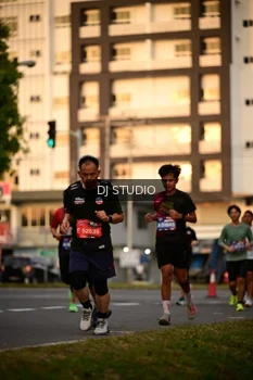 Runner Photo 4126307