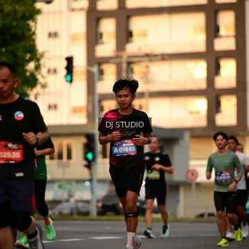 Runner Photo 4126312