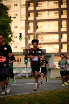 Runner Photo 4126317