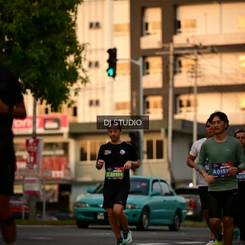 Runner Photo 4126319