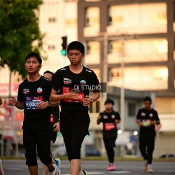 Runner Photo 4126340