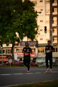 Runner Photo 4126360