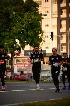Runner Photo 4126371