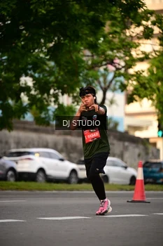 Runner Photo 4126382