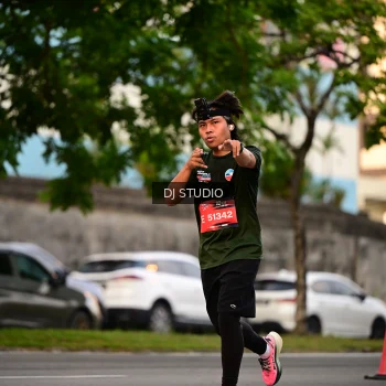 Runner Photo 4126385