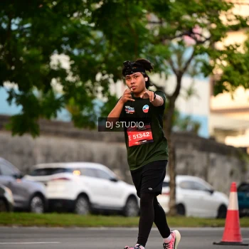 Runner Photo 4126386