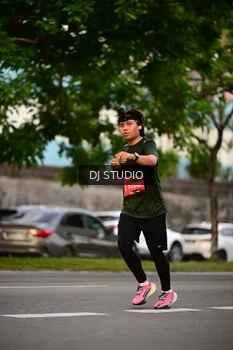 Runner Photo 4126389