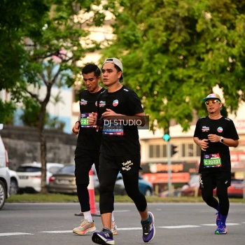 Runner Photo 4126394