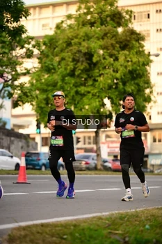 Runner Photo 4126401