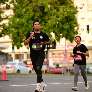Runner Photo 4126415
