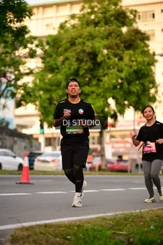 Runner Photo 4126416