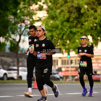 Runner Photo 4126429