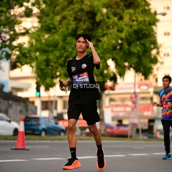 Runner Photo 4126457