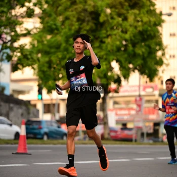Runner Photo 4126459