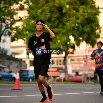 Runner Photo 4126469