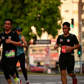 Runner Photo 4126533