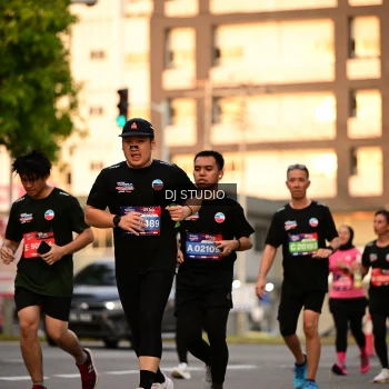 Runner Photo 4126546