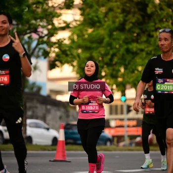 Runner Photo 4126588