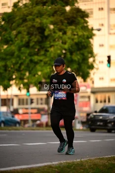 Runner Photo 4126598