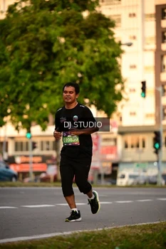 Runner Photo 4126615