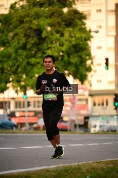 Runner Photo 4126618