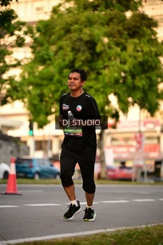 Runner Photo 4126625