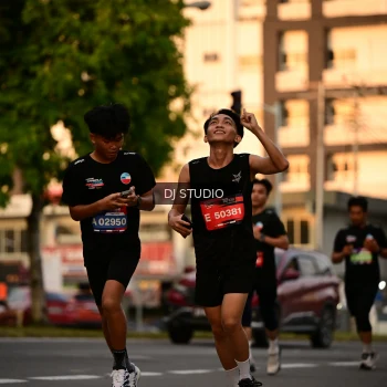 Runner Photo 4126627