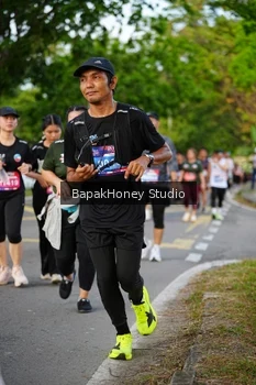 Runner Photo 4126687
