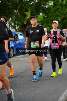 Runner Photo 4126693