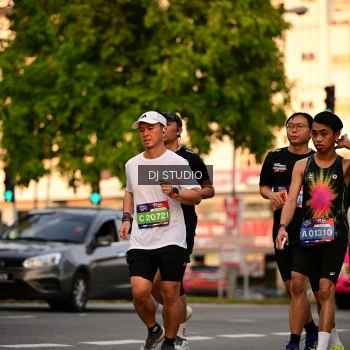Runner Photo 4126726