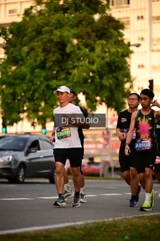Runner Photo 4126731