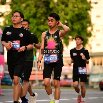 Runner Photo 4126758