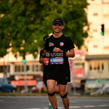 Runner Photo 4126777