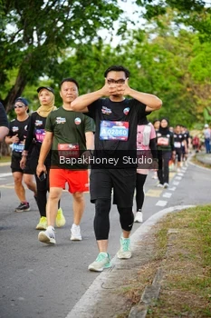 Runner Photo 4126798