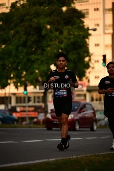 Runner Photo 4126863