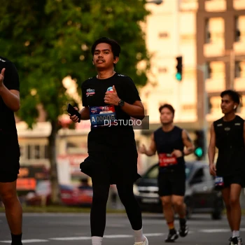 Runner Photo 4126877