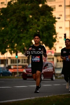 Runner Photo 4126879