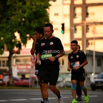 Runner Photo 4126903