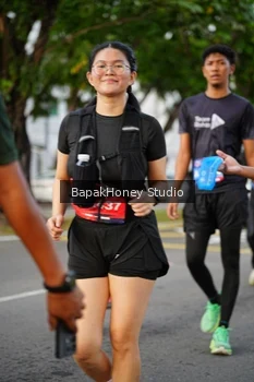 Runner Photo 4126984
