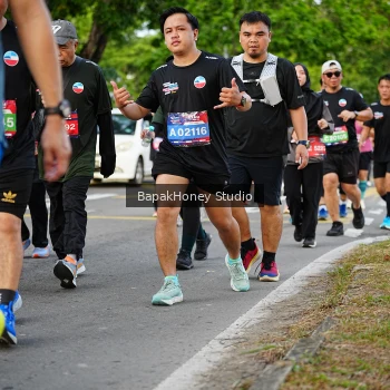 Runner Photo 4127002