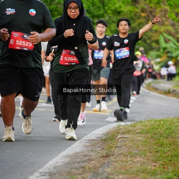 Runner Photo 4127005