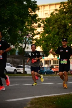 Runner Photo 4127049
