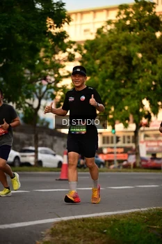 Runner Photo 4127059
