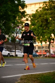 Runner Photo 4127061