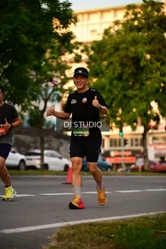 Runner Photo 4127066