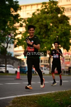 Runner Photo 4127071
